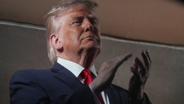 ДА ЛИ ЈЕ МОГУЋЕ ДА ЈЕ ТРАМП ОВО УРАДИО: Председник САД поделио објаву министра спољних послова Ирана
