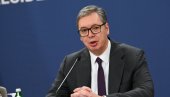 МИСЛЕ ДА БИЛО КО МОЖЕ ДА КУПИ НЕЧИЈУ ВОЉУ Вучић о насловној страни Данаса: Говоре о паду рејтинга, разочараћу их, реч је о расту
