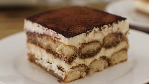 TIRAMISU NA SRPSKI NAČIN: Najkremastiji kolač sa keksom i domaćom kafom