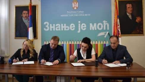 KOLEKTIVNI UGOVOR ZA ZAPOSLENE U VRTIĆIMA VAŽI JOŠ TRI GODINE: Sporazum sindikata i ministra prosvete