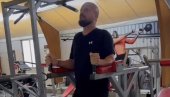 У 55. ГОДИНИ ПОКАЗАО НЕВЕРОВАТНУ ФОРМУ: Бобан Рајовић ради тренинге пред наступе (ФОТО)