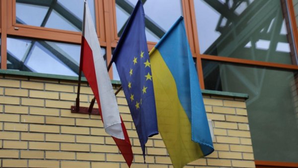 ПОНИЖАВАЈУ ИХ? Украјинци се жале на пољске граничаре