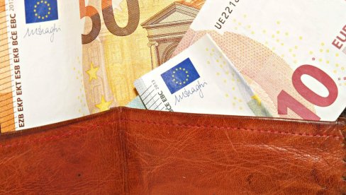 NOVAC STIŽE 20. JULA: Važna vest za šest grupa građana