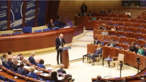 VENECIJANSKA KOMISIJA OBJAVILA FINALNI IZVEŠTAJ! Blokaderi su opet obmanjivali narod! Pohvale za Srbiju
