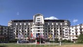 УКРАЈИНА ПРЕ ИРАНА: Трамп поручио да је куцнуо час за Путина и Зеленског
