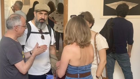 ВУНА СА ЗЛАТИБОРА У ПАРИСКОЈ КОШНИЦИ: Запажена изложба троје српских уметника у француској престоници
