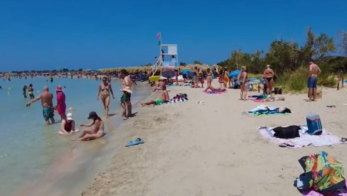 RIBA ZEC SE ŠIRI MEDITERANOM I IZAZIVA UZBUNU: Grčke vlasti započinju specijalnu akciju za njeno uklanjanje (FOTO)