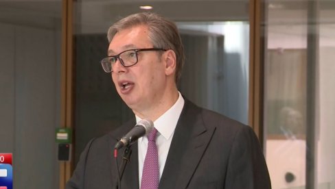 НИШТА СТРАШНО, МАЛО СУ ЗАПАЛИЛИ ЗГРАДУ, МАЛО УБИЈАЈУ ЉУДЕ Вучић коментарисао скандалозно извештавање блокадерске новинарке из Ваљева