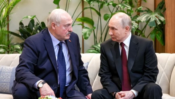 САСТАЛИ СЕ ПУТИН И ЛУКАШЕНКО: Разговор у четири ока - безбедност држава главна тема