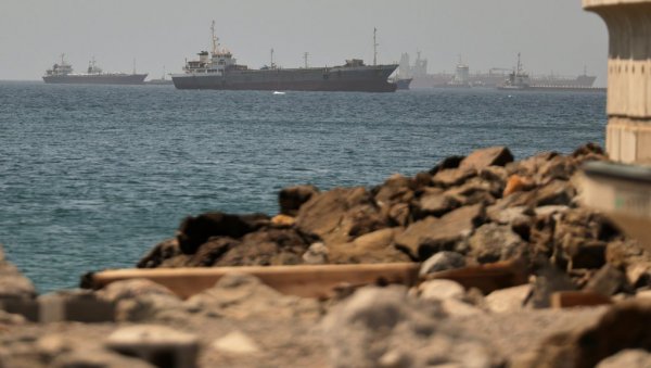 ИРАН И ОМАН ПОЈАЧАВАЈУ САРАДЊУ: Ормуски мореуз у центру преговора