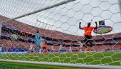 PRENOS, TUNIS - HOLANDIJA:  Oranje sve bliže overi prvog mesta