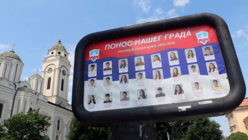 NAJBOLJI ĐACI  NA BILBORDIMA U SMEDEREVU: Javno priznanje za 24 đaka generacije