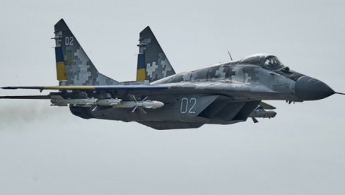 УДАР НА НЕБУ И ЗЕМЉИ! Расуло у украјинској авијацији: Руска заседа збрисала ловце МиГ-29 (ВИДЕО)
