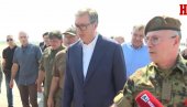 ИМА МНОГО ТОГА ДА СЕ НАУЧИ ОД НАРОДА Вучић о гласању на скупу у Београду: Убачено је 60.000 листића, прегледаћу поруке
