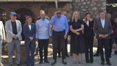 SRBIJA, SRPSKA I CRNA GORA U RAVANICI: Srpski svet se slio u Lazarevu zadužbinu