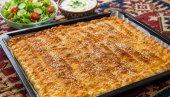 ПИТА СА СИРОМ: Сочна, мекана и неодољиво укусна