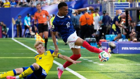 ПРЕНОС, ФРАНЦУСКА - ШВЕДСКА: Триколори промашују много