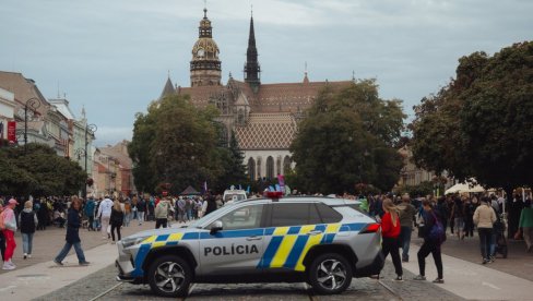 ПРИВЕЛИ ГА ТРИ ПУТА ТОКОМ ДАНА: Украјинац у Словачкој напао и полицајца
