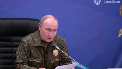 ПУТИН У УНФОРМИ ИЗНЕНАДА ПОСЕТИО ВОЈНИКЕ, ПА ЗАГРМЕО: Ослободили смо ЛНР потпуно, ускоро ћемо и ДНР (ФОТО)