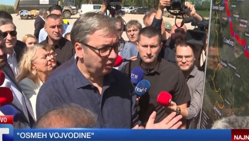 ОСМЕХ КОЈИ ОСИГУРАВА БУДУЋНОСТ: Вучић обилази радове на изградњи деонице Бачки Брег - Српска Црња (ФОТО)