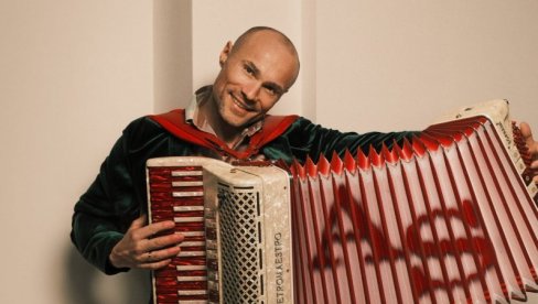 MAJSTOR ZA DUŠU: Aleksandar Sofrnijević na zimu sa beogradskom publikom (FOTO)
