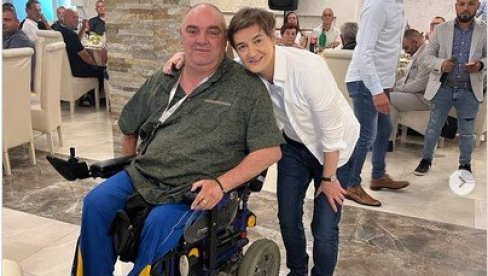 BRNABIĆEVA POSLALA MOĆNU PORUKU IZ ŽITORAĐE: Bez našeg naroda, većinske Srbije, teško bismo zemlju spasili!