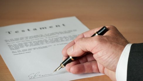 ПОСТОЈИ И БЕСПЛАТНА ОПЦИЈА: Да ли тестамент мора да се састави код јавног бележника и колико то кошта?