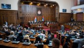 ПОЧЕЛА СЕДНИЦА: Посланици настављају расправу о 18 тачака дневног реда ванредног заседања (ВИДЕО)