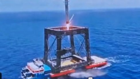 KINA USPEŠNO LANSIRALA „DUGI MARŠ-10B: Prvi put vratila prvi stepen rakete-nosača (VIDEO)
