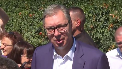 ОВО ЗНАЧИ ЖИВОТ ЗА ОВО СЕЛО И ЉУДЕ: Вучић обилази завршне радове на деоници између Горњих и Доњих Синковаца (ВИДЕО)