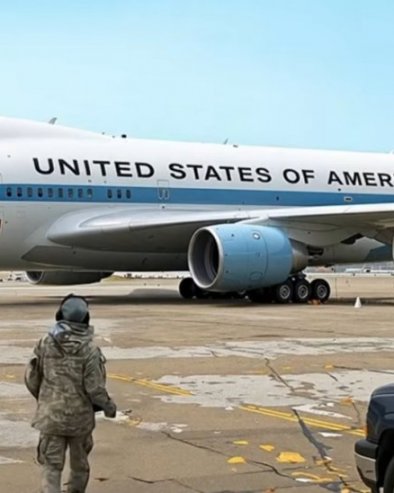 АМЕРИЧКИ НОВИНАРИ ПИСАЛИ О ПРОБЛЕМИМА НОВОГ ТРАМПОВОГ АВИОНА: Кад су видели шта им је стигло поштом, остали су у шоку