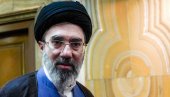 АЈАТОЛАХ УДАРИО НА ВАШИНГТОН: Потпис председника САД не вреди ништа - Велики сатана показао право лице!
