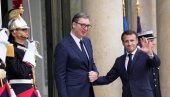 VUČIĆ U JELISEJSKOJ PALATI: Predsednik prisustvuje večeri za svetske lidere koju je priredio Makron
