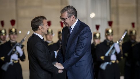 MAKRONOV POZIV ZNAK UVAŽAVANJA SRBIJE: Predsednik Vučić u Parizu, na svečanom obeležavanju francuskog nacionalnog praznika - Dana pada Bastilje