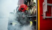 ВАТРОГАСЦИМА ПУНЕ РУКЕ ПОСЛА У СРПСКОЈ: Букти Јелшинград у Бањалуци, фабрика у Теслићу потпуно уништена