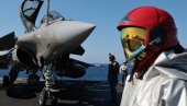 ФРАНЦУСКА ПРИЗНАЛА: Носач авиона Шарл де Гол пратио ситуацију у Украјини