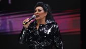 JAKO MI JE LOŠE, MORAM KOD LEKARA: Dragana Mirković prekinula nastup u Hrvatskoj - počela da plače, pa napustila binu