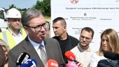 VUČIĆ U SVILAJNCU OBILAZI TRENING CENTAR: Vaše znanje je put u budućnost Srbije (VIDEO)