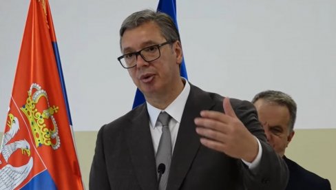 PREDSEDNIK POSTAVIO BLOKADERSKI DANAS NA MESTO: Ako ne vidite uspehe Srbije, mogu da vam posudim moje naočare