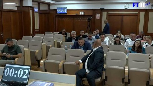 ЈОШ ЈЕДАН ШАМАР ЛАЖНОЈ ДРЖАВИ: Пљевља повлачи признање тзв. Косова