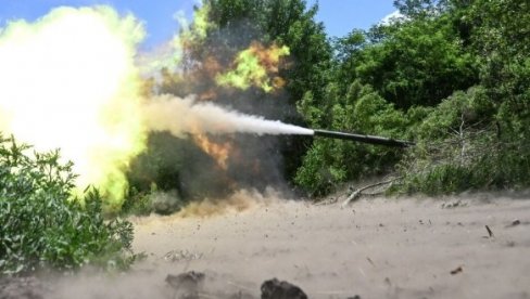 КИЈЕВ ОБЈАВИО ДА ЈЕ ПОГОДИО РУСКИ АЕРОДРОМ: Тврде да су оштећени МиГ-29 и систем Панцир