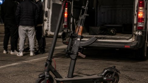 ARSENAL PLAĆENOG UBICE: Akcija policije u Lionu, uhapšena četiri mladića