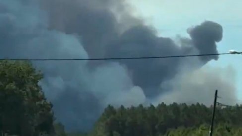 CRNI DIM PREKRIO NEBO, VATRA NE PRESTAJE DA BESNI: Evakuisano 12.000 ljudi, ugroženo jedno od popularnijih letovališta (VIDEO)