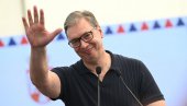 СЈАЈНЕ ВЕСТИ ЗА ГРАЂАНЕ! Председник најавио ново повећање плата и пензија, ова група ће добити највише новца