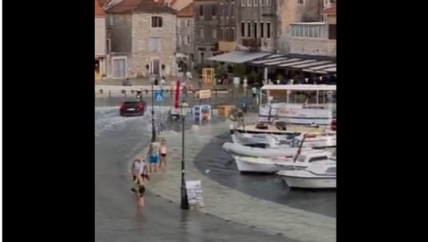 ОВАЈ ГРАД ЈЕ ПОД МОРЕМ ТРЕЋИ ПУТ У ДЕСЕТАК ДАНА: Метеоцунами на Јадрану