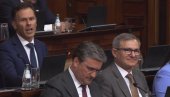 22. СЕПТЕМБРА СТИЖЕ НОВАЦ НА РАЧУНЕ ПУНОЛЕТНИХ ГРАЂАНА Мали најавио: Брига о људима, то је за нас најважније!