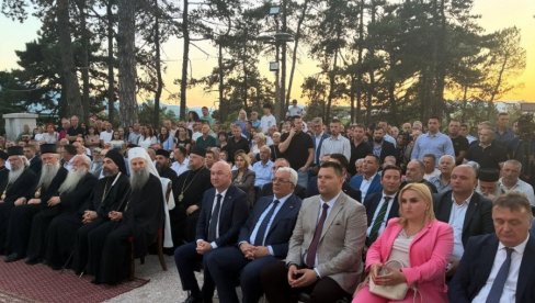 ОД УЛТИМАТУМА ДО ПРИСВАЈАЊА ЗАСЛУГА: Епархија будимљанско-никшићка одбила условљавања и сама организовала прославу Вучедолске битке