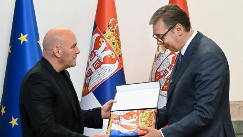 СРБИЈО, ДОЛАЗИМО ПОНОВО! Први човек УФЦ-а све потврдио: Упознао сам сјајног председника!